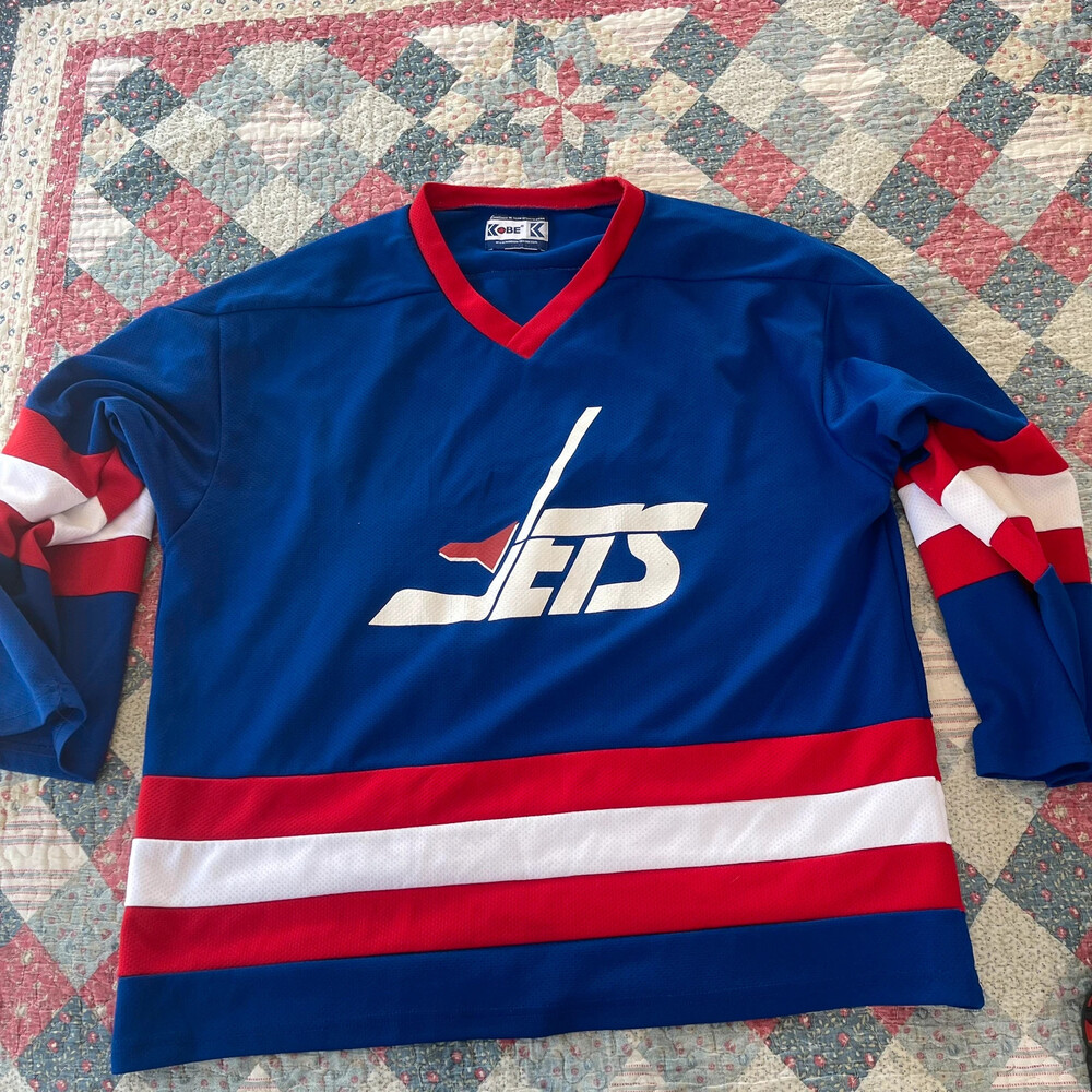 Vintage Kobe Winnipeg Jets hockey jersey classic World Hockey Association Jets M